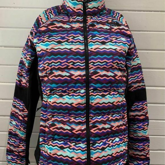 The North Face Jackets & Blazers - The North Face women Down light puffer Jacket Small, colorful Geometric pattern